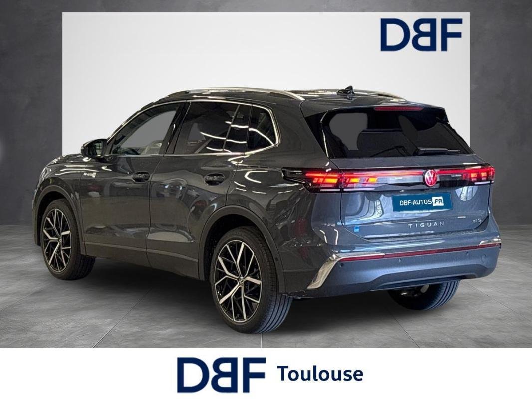 Volkswagen Tiguan - Photo 3