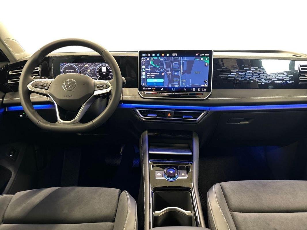 Volkswagen Tiguan - Photo 8