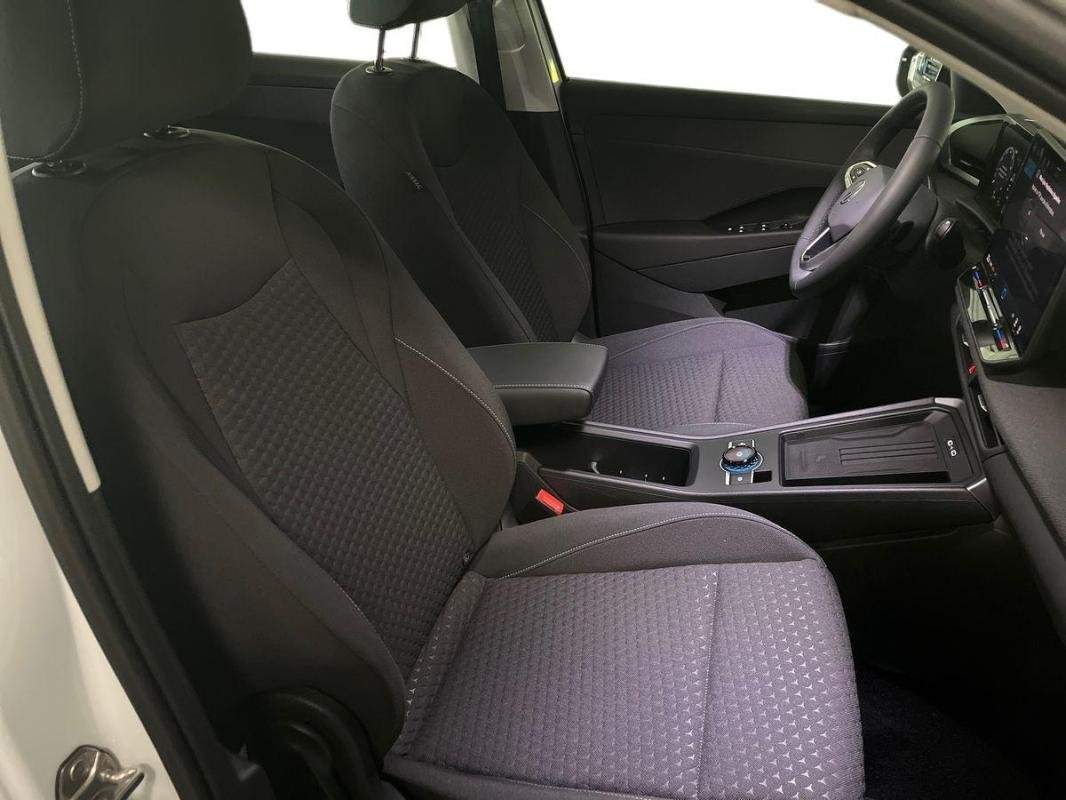 Volkswagen T-Roc - Photo 13