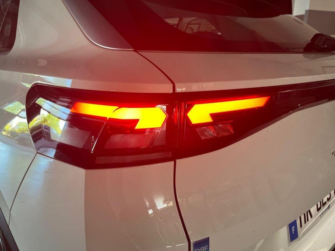 Volkswagen T-Roc - Photo 30