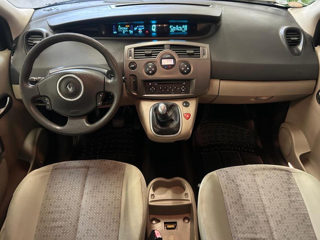 Renault Scénic - Photo 11