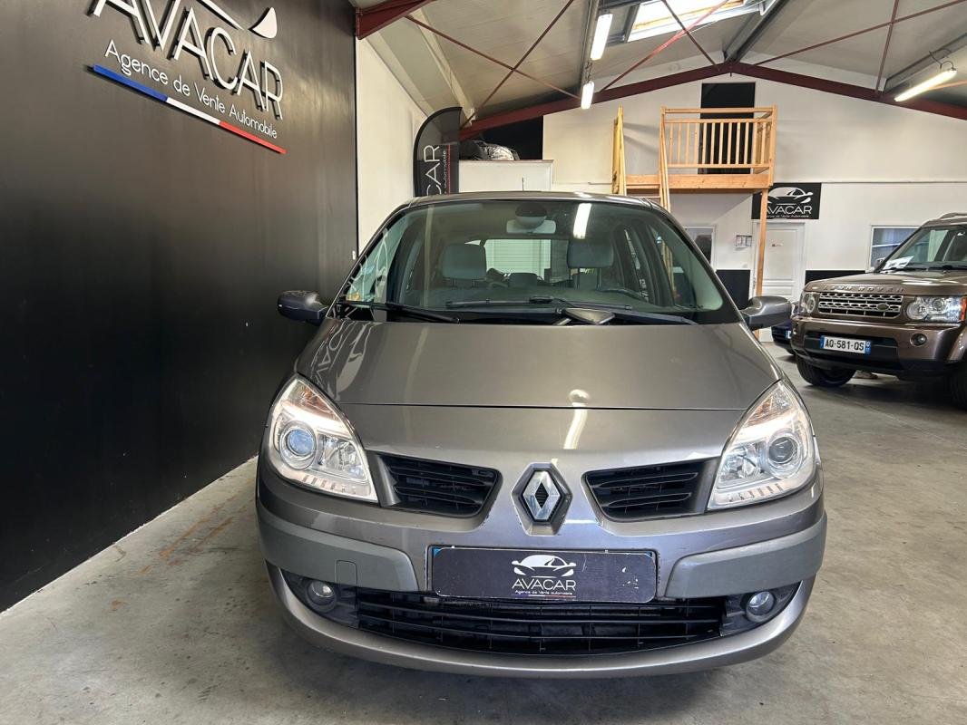 Renault Scénic - Photo 4