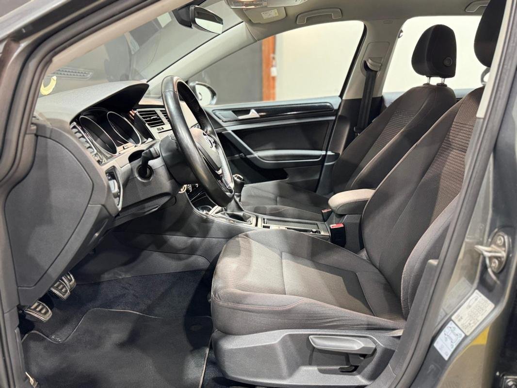 Volkswagen Golf - Photo 7