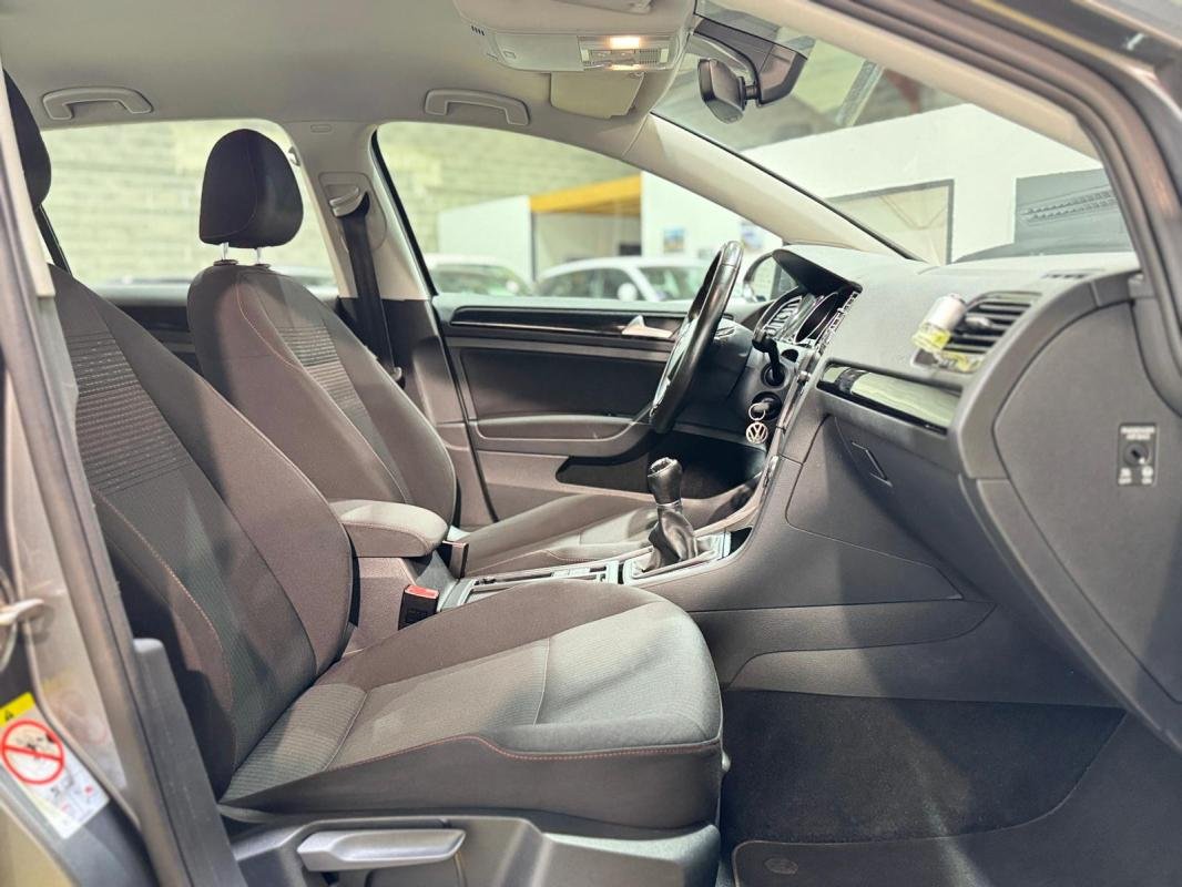 Volkswagen Golf - Photo 10