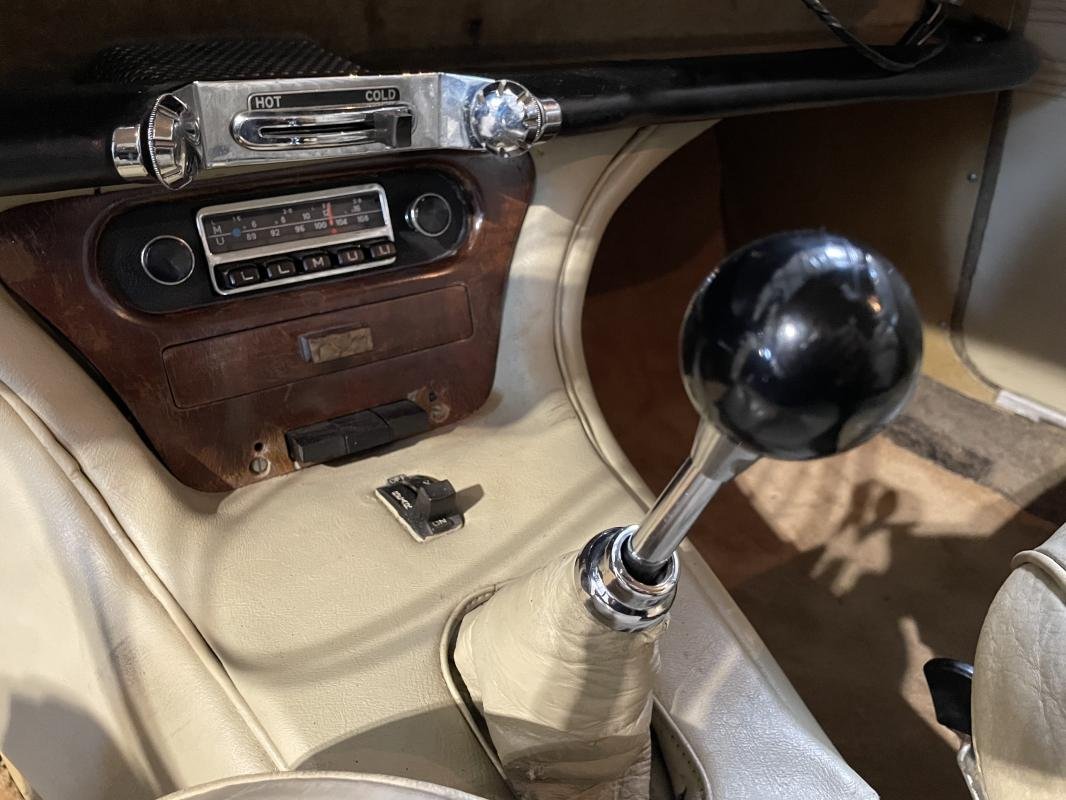 Jaguar 420 - Photo 15