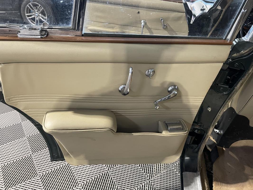 Jaguar 420 - Photo 23