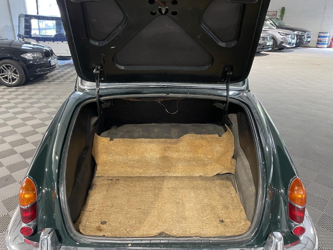 Jaguar 420 - Photo 28