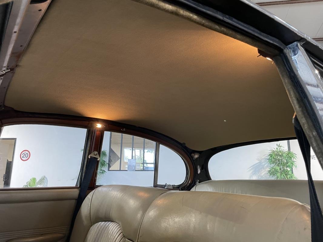 Jaguar 420 - Photo 10