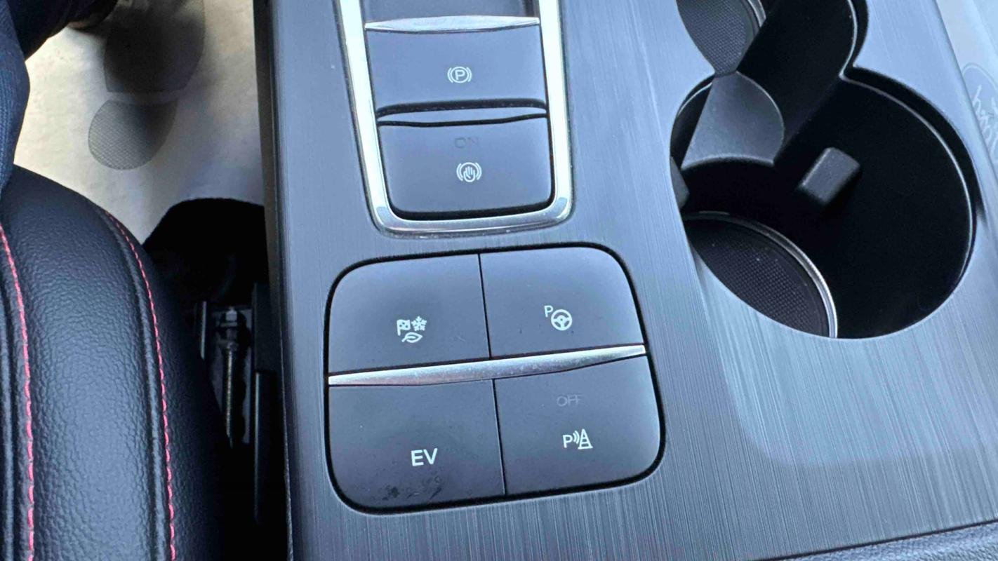 Ford Kuga - Photo 19