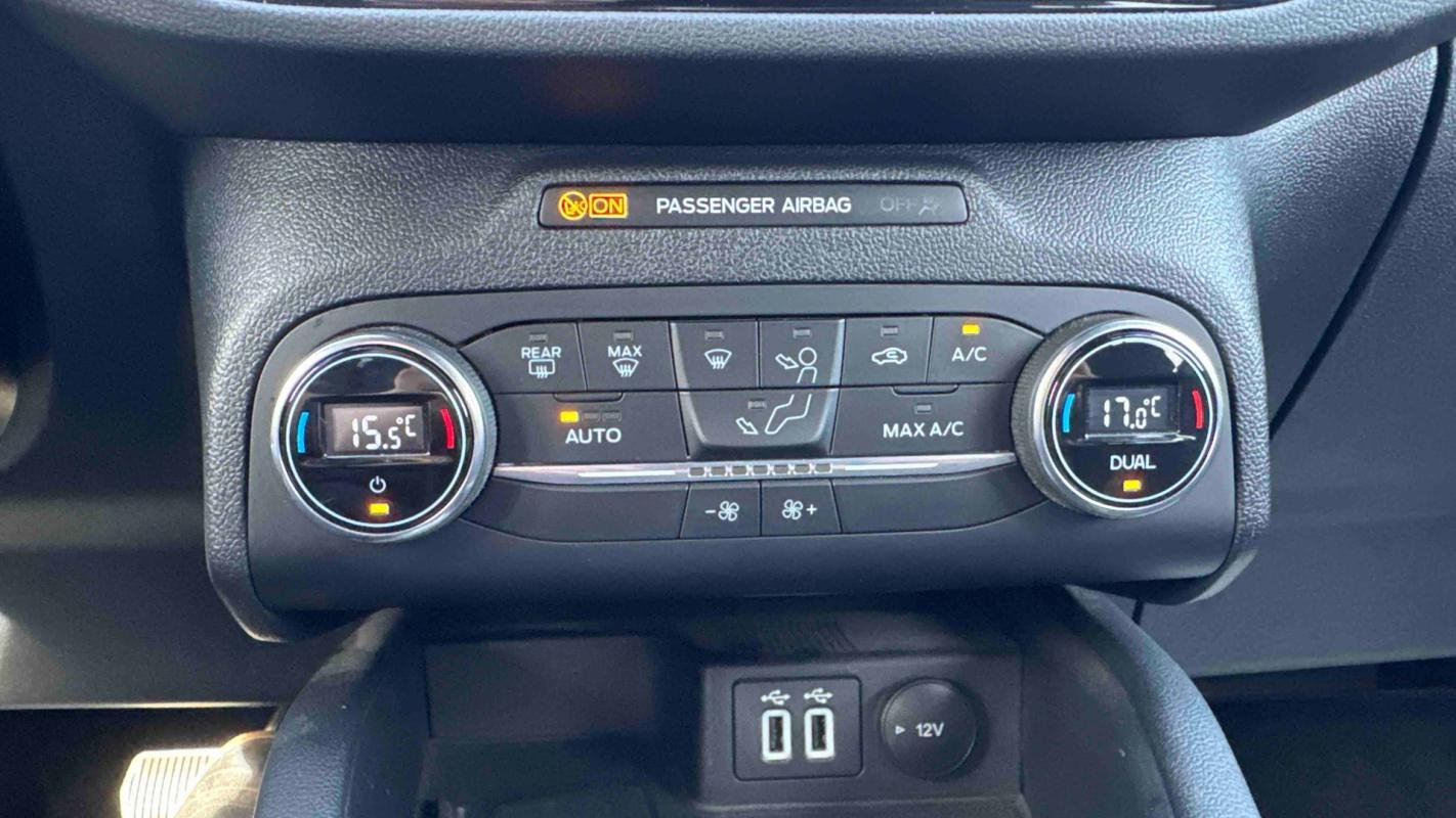 Ford Kuga - Photo 20