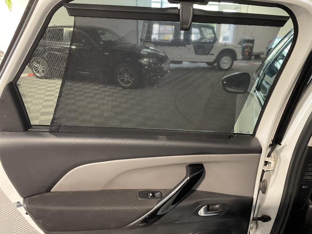 Citroën C4 Picasso - Photo 22