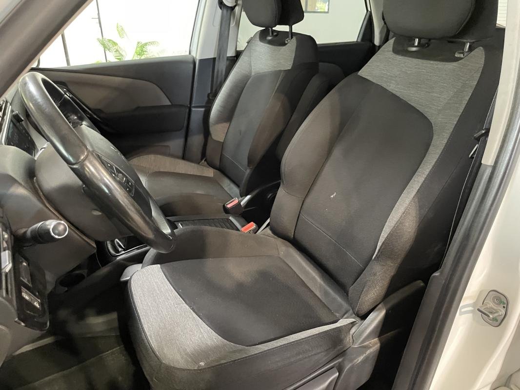 Citroën C4 Picasso - Photo 9