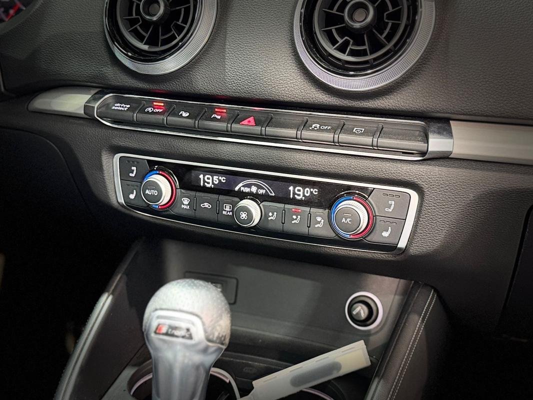 Audi A3 Cabriolet - Photo 17