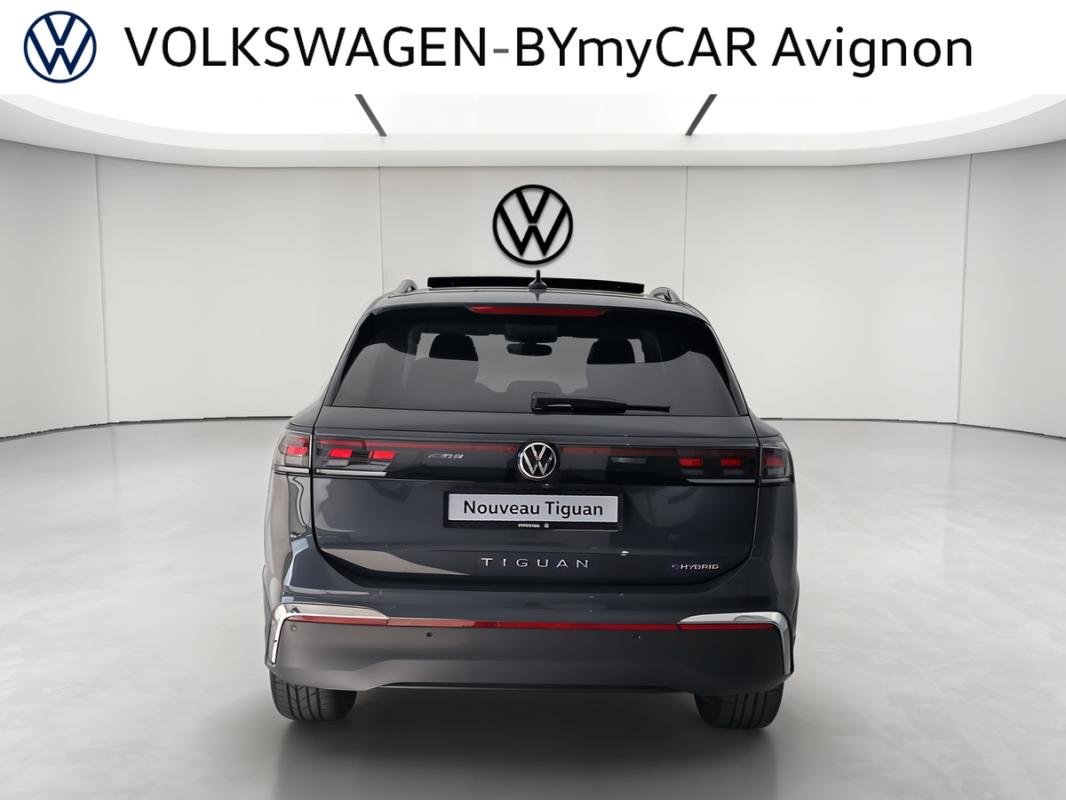 Volkswagen Tiguan - Photo 4