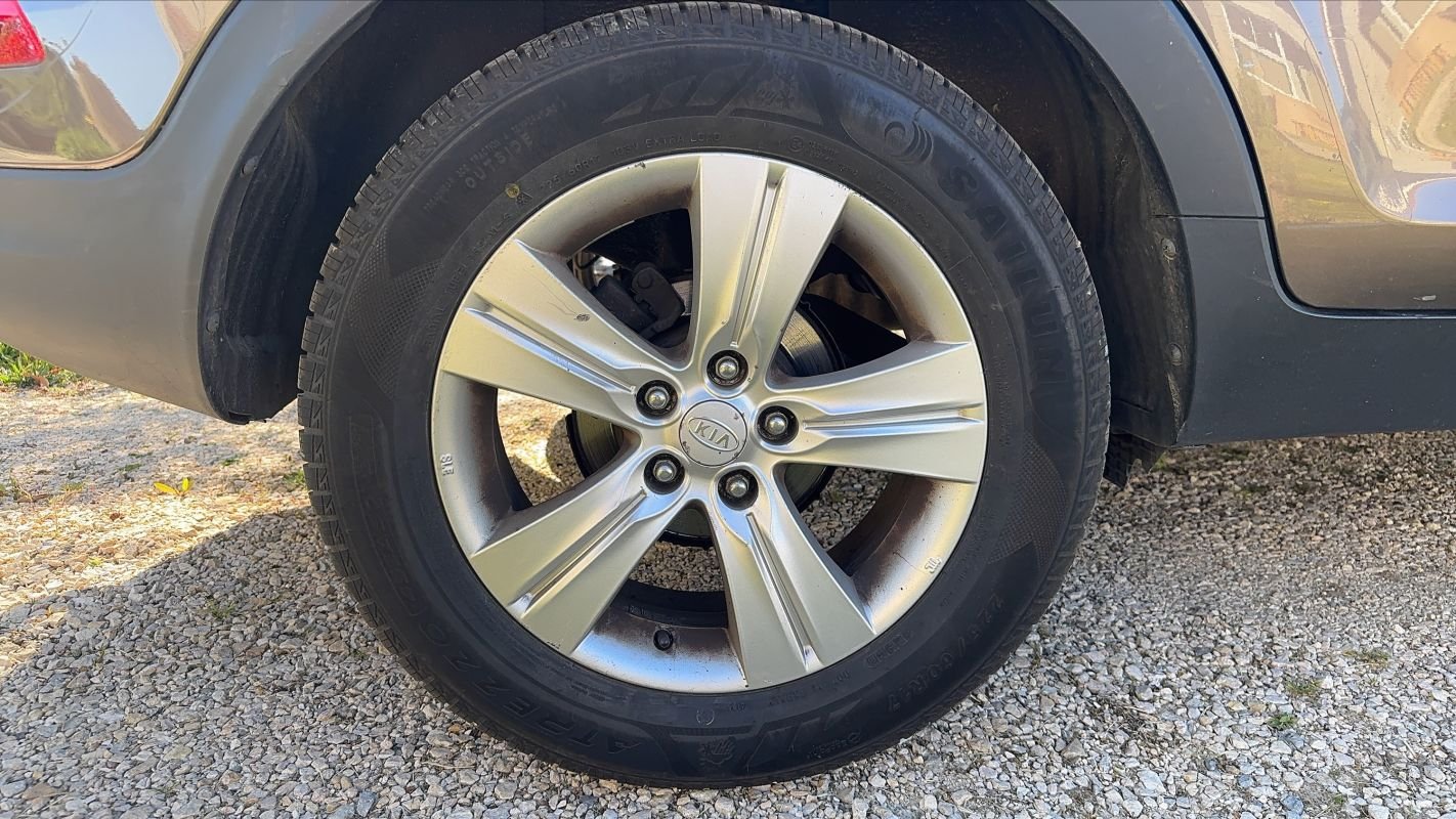 Kia Sportage - Photo 16