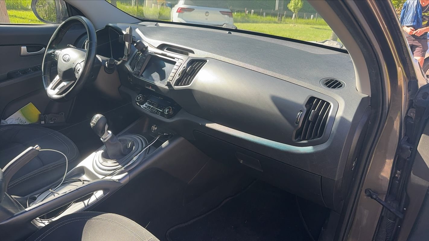 Kia Sportage - Photo 10