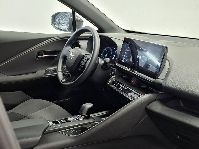 Toyota C-HR - Photo 12