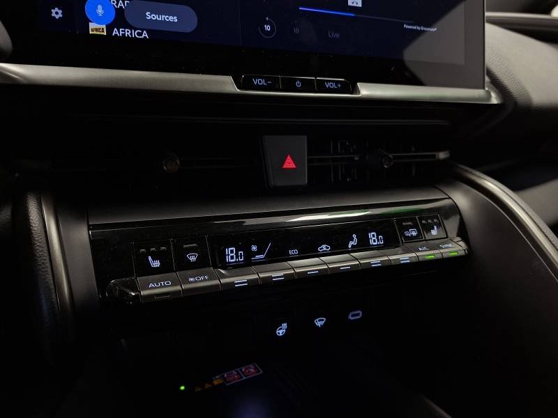 Toyota C-HR - Photo 28