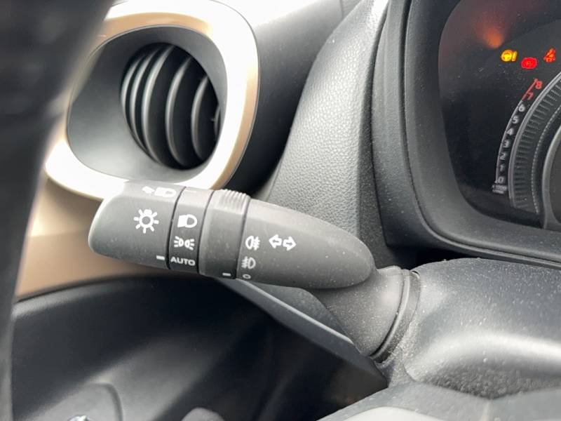 Toyota aygo x - Photo 18