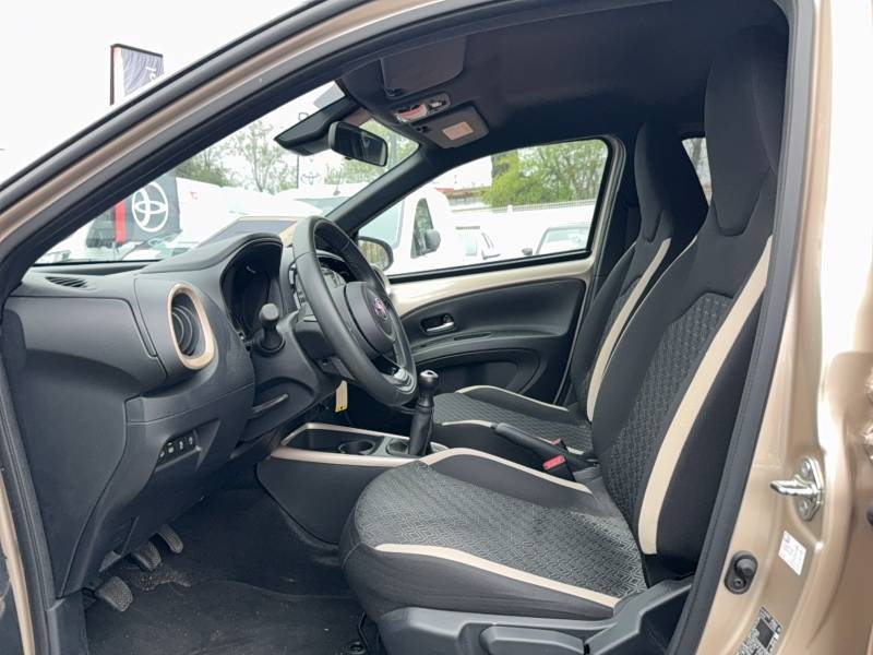 Toyota aygo x - Photo 10