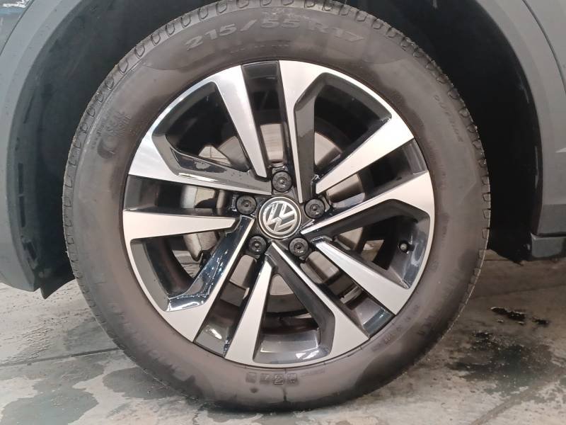 Volkswagen T-Roc - Photo 9