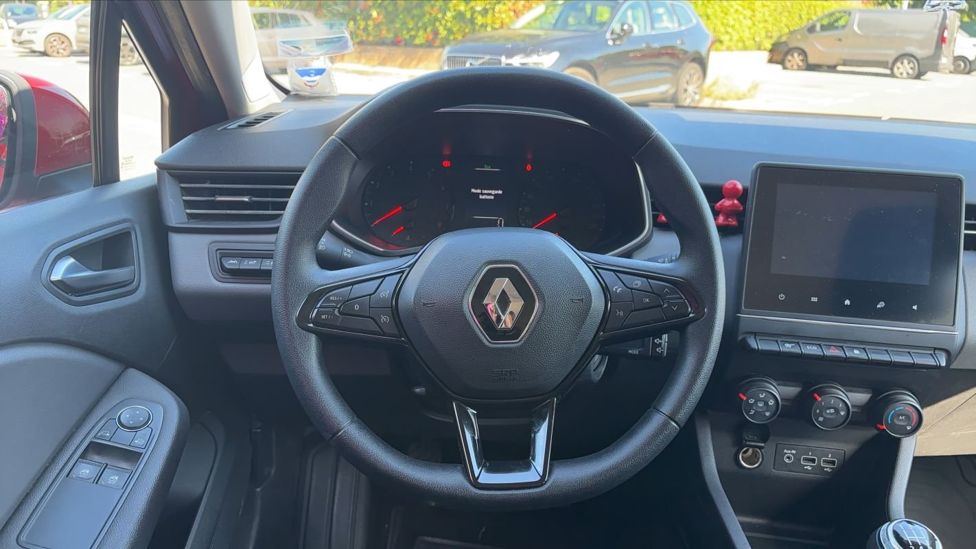 Renault Clio - Photo 23