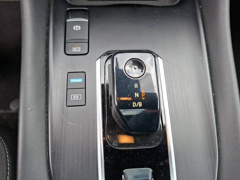 Nissan Qashqai - Photo 12