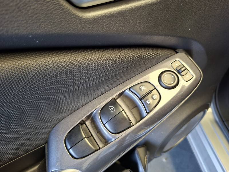 Nissan Juke - Photo 11