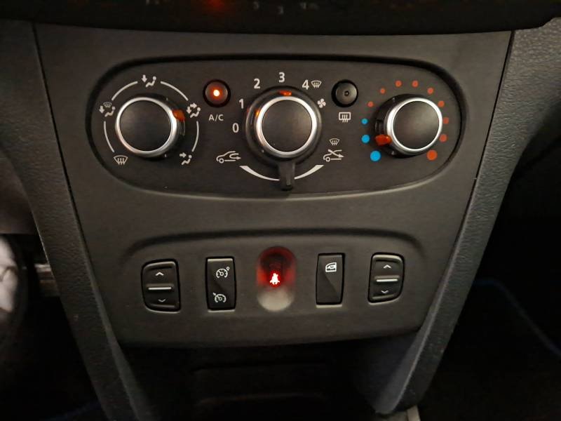 Dacia Sandero - Photo 31