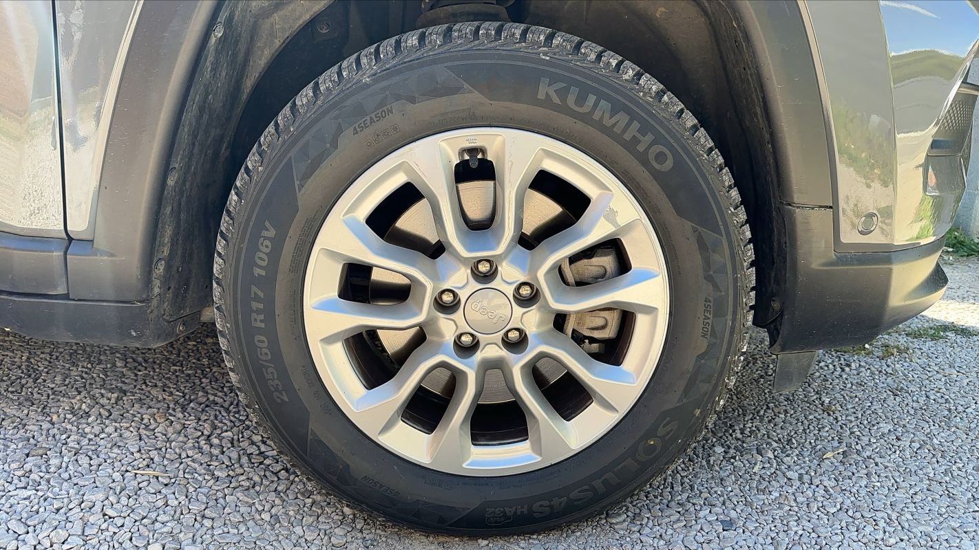 Jeep Compass - Photo 17
