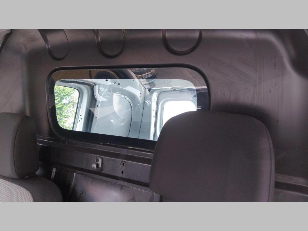 Renault Kangoo Express - Photo 18