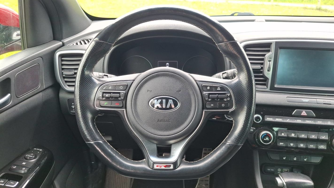 Kia Sportage - Photo 23