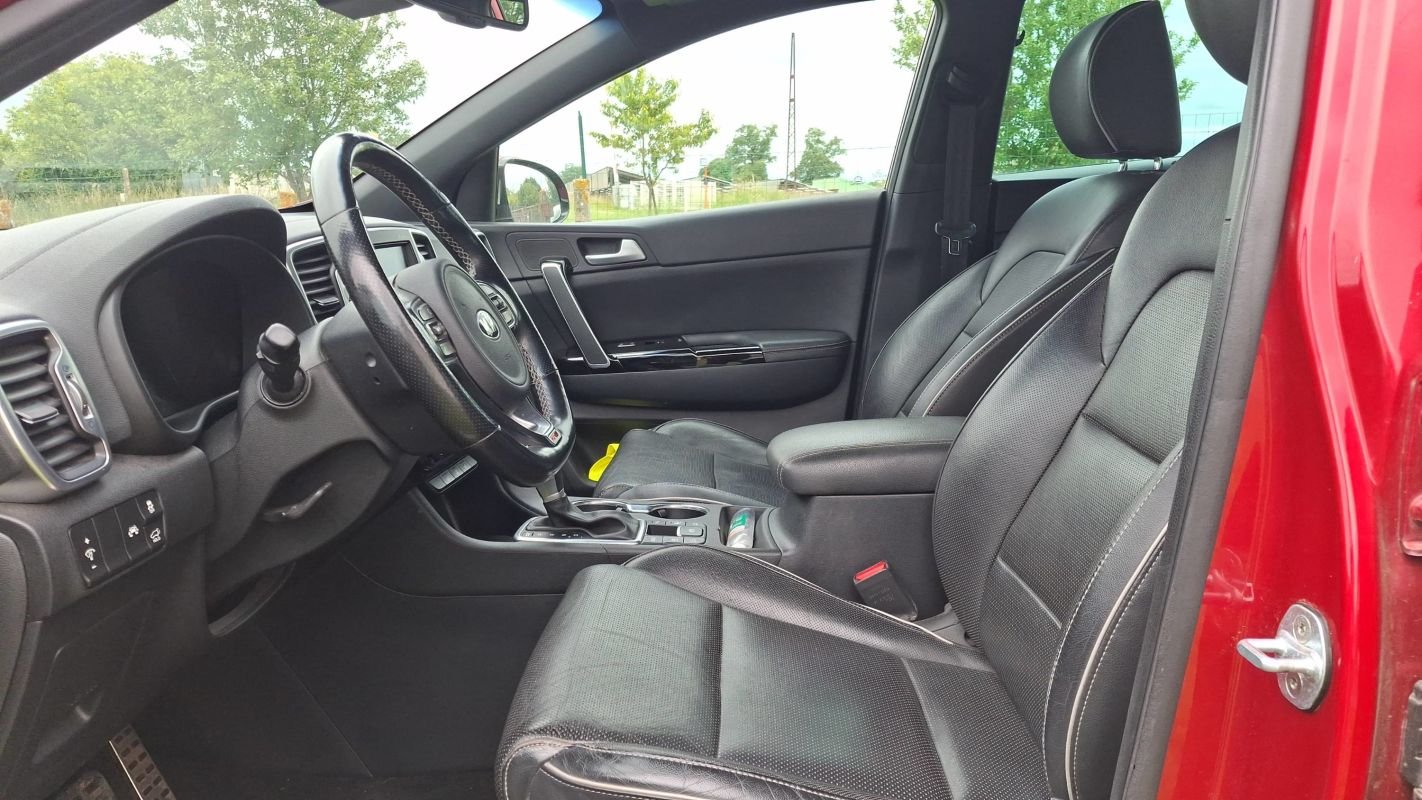 Kia Sportage - Photo 26