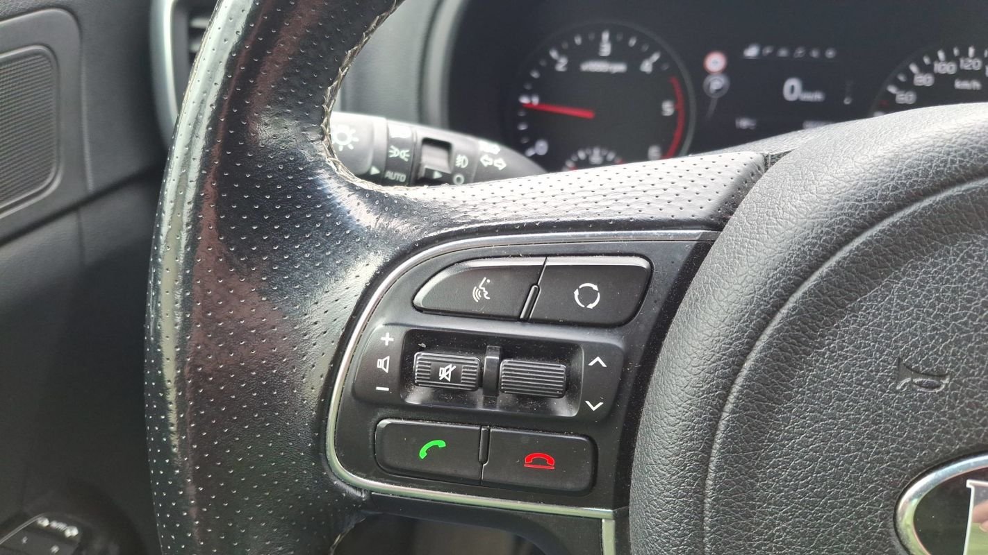 Kia Sportage - Photo 29