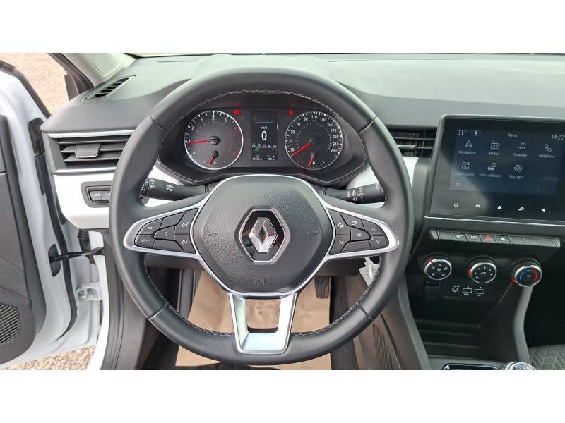 Renault Clio - Photo 18