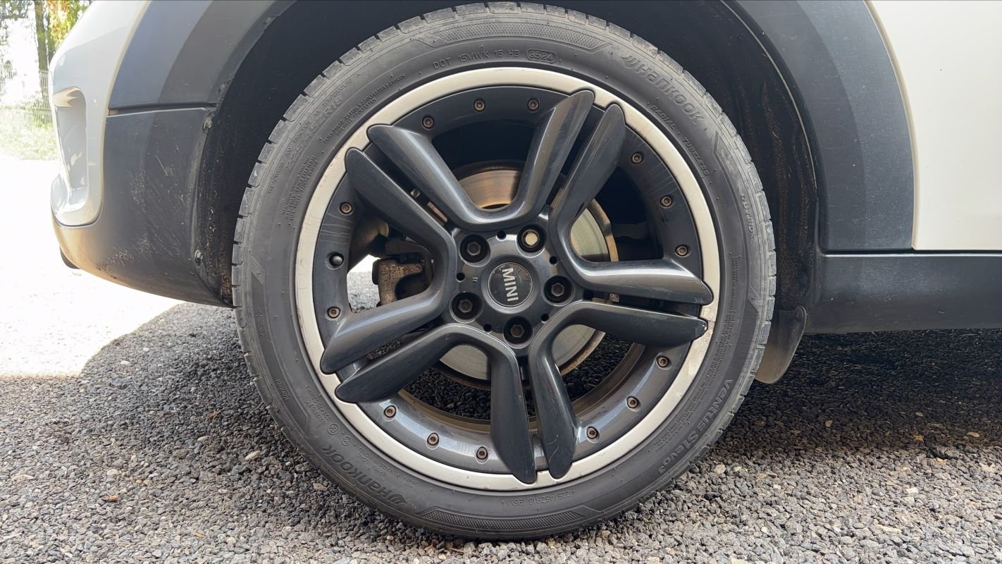 Mini Countryman - Photo 16