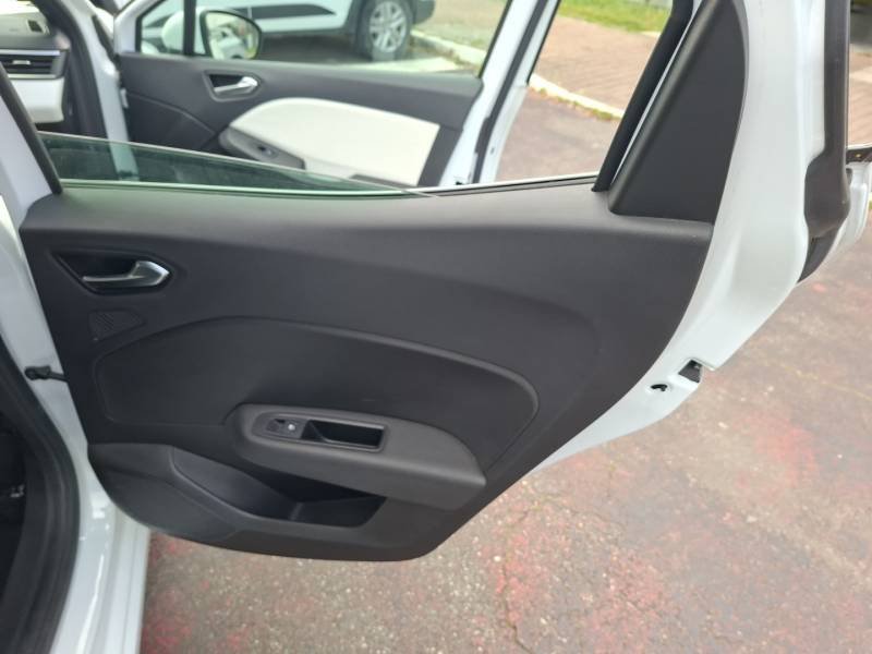 Renault Clio - Photo 16