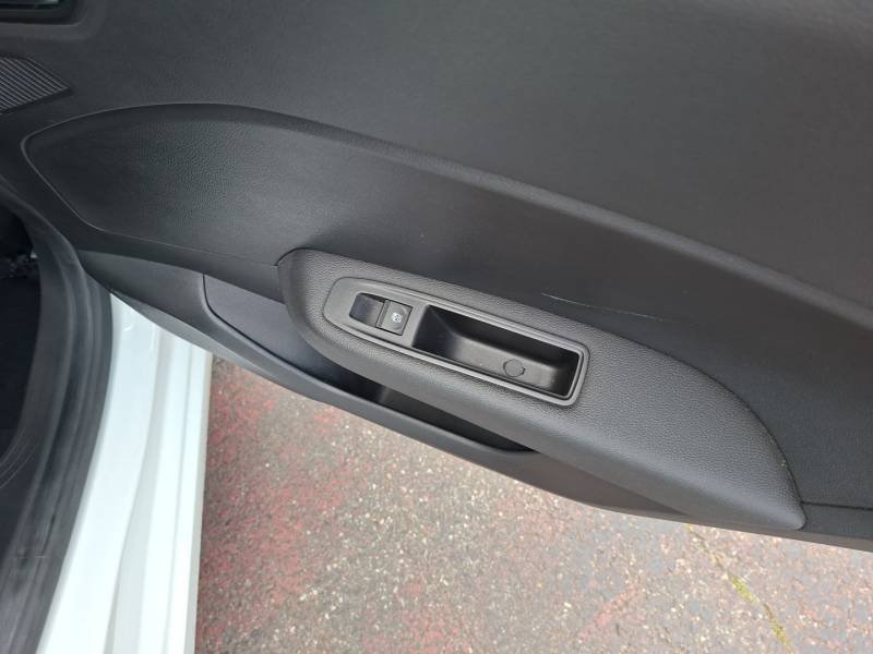 Renault Clio - Photo 17