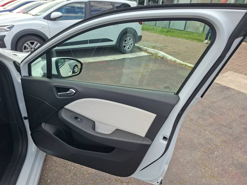Renault Clio - Photo 20