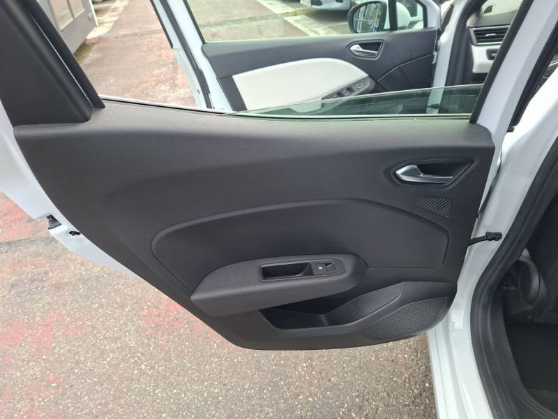 Renault Clio - Photo 29