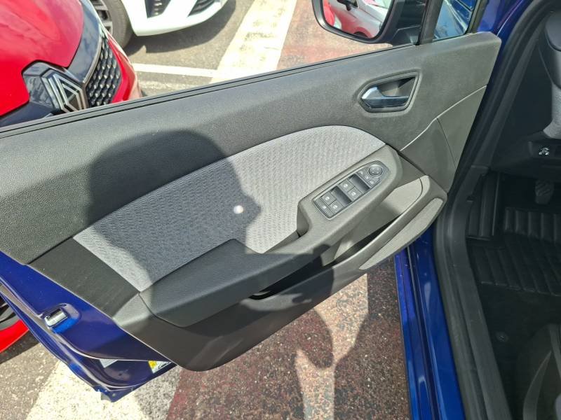Renault Clio - Photo 20