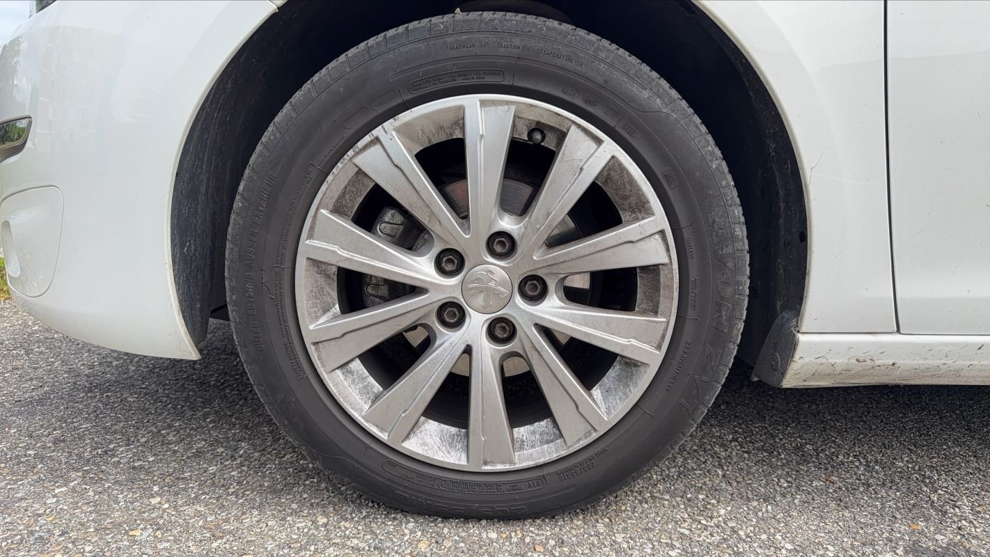 Peugeot 308 - Photo 18