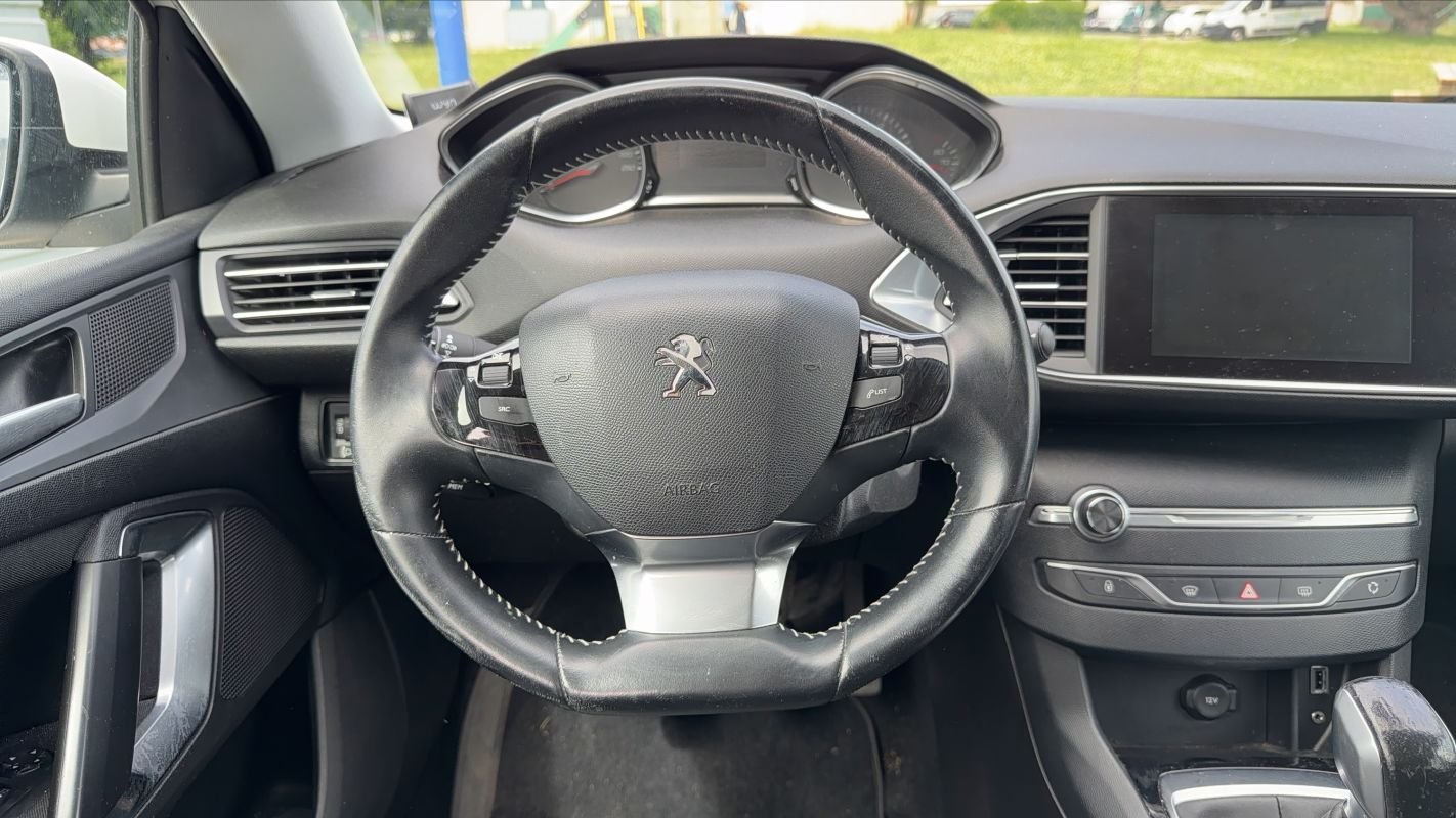 Peugeot 308 - Photo 22
