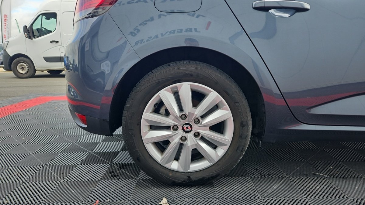 Renault Mégane - Photo 8