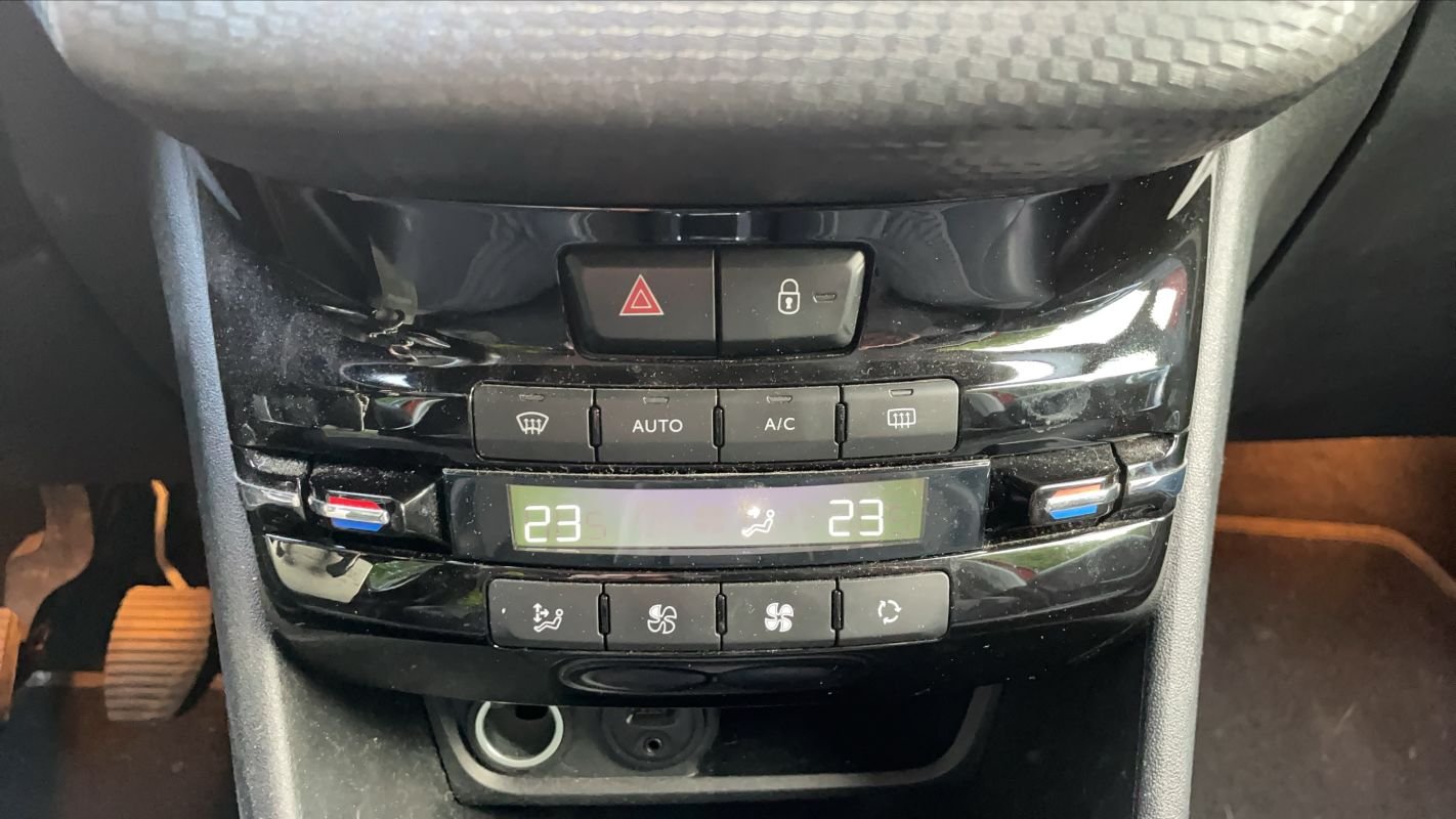 Peugeot 2008 - Photo 13