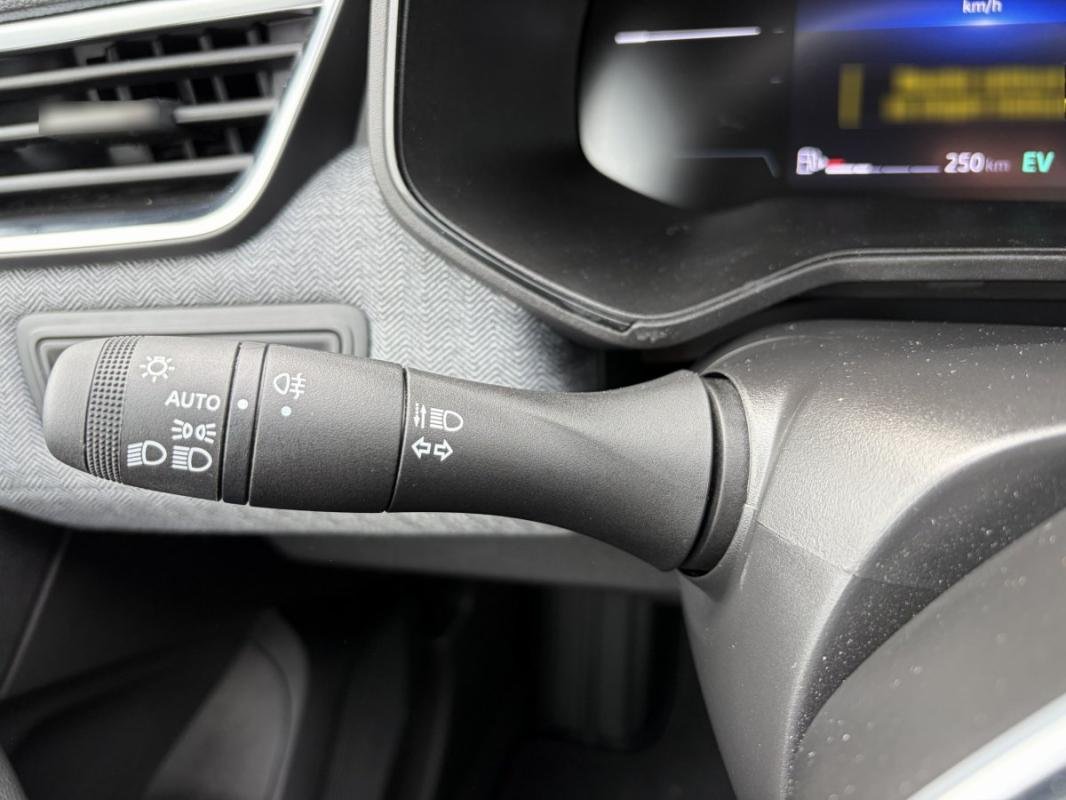 Renault Clio - Photo 24