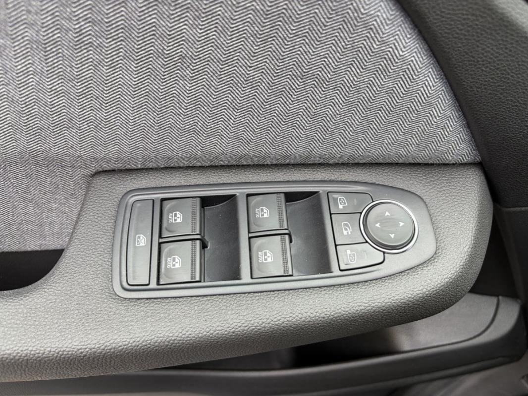 Renault Clio - Photo 25