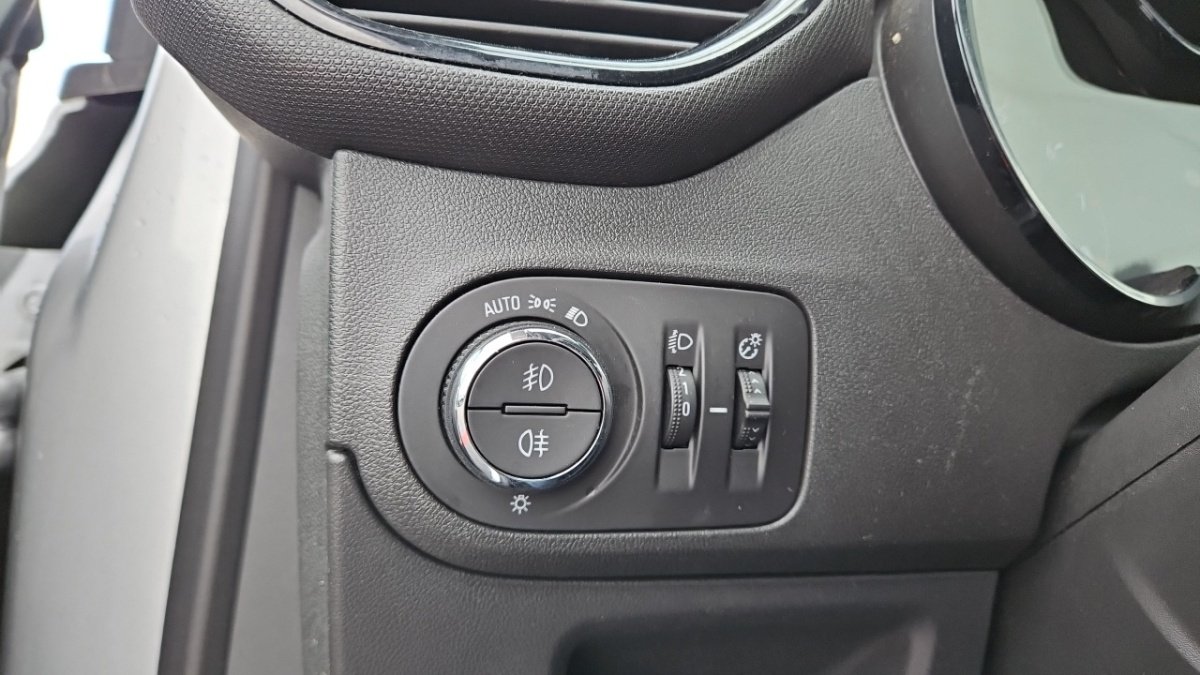Opel Crossland - Photo 23