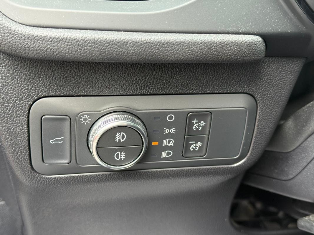 Ford Kuga - Photo 12