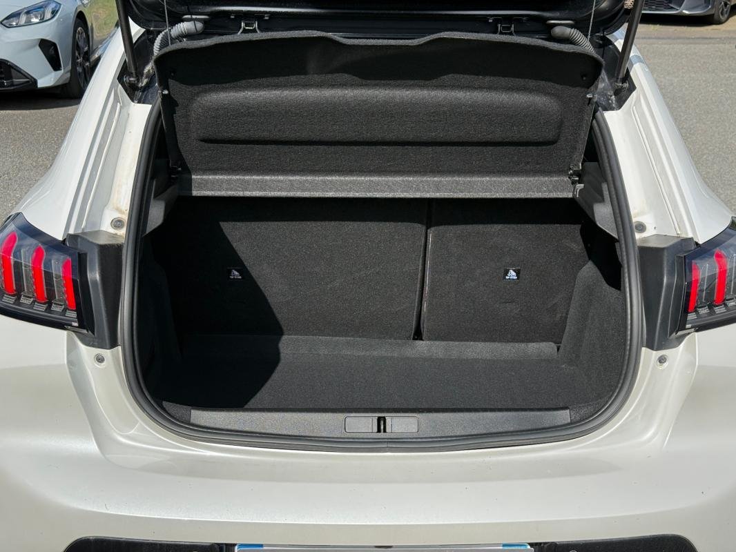 Peugeot 208 - Photo 17